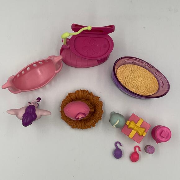 Littlest Pet Shop Lot Accessories Set with 3 Pets | LPS Playset Bundle - Picture 2 of 10